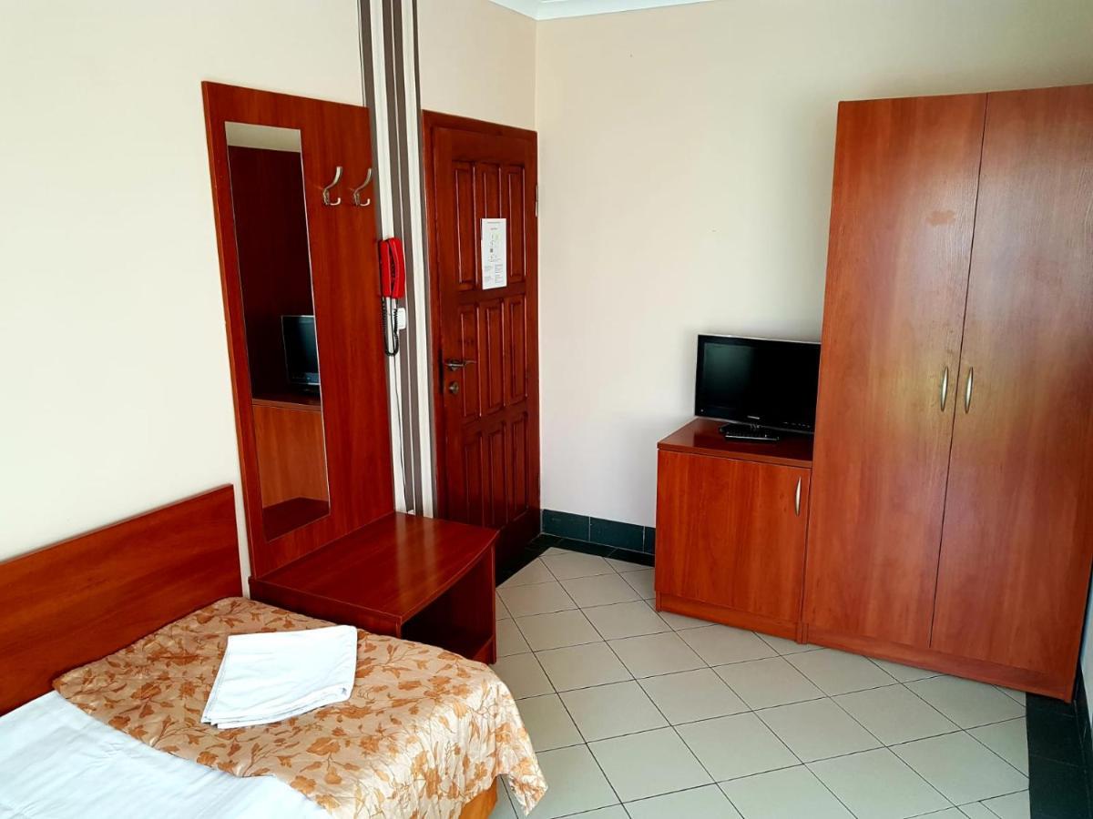 Motel Duet Granowo Kültér fotó